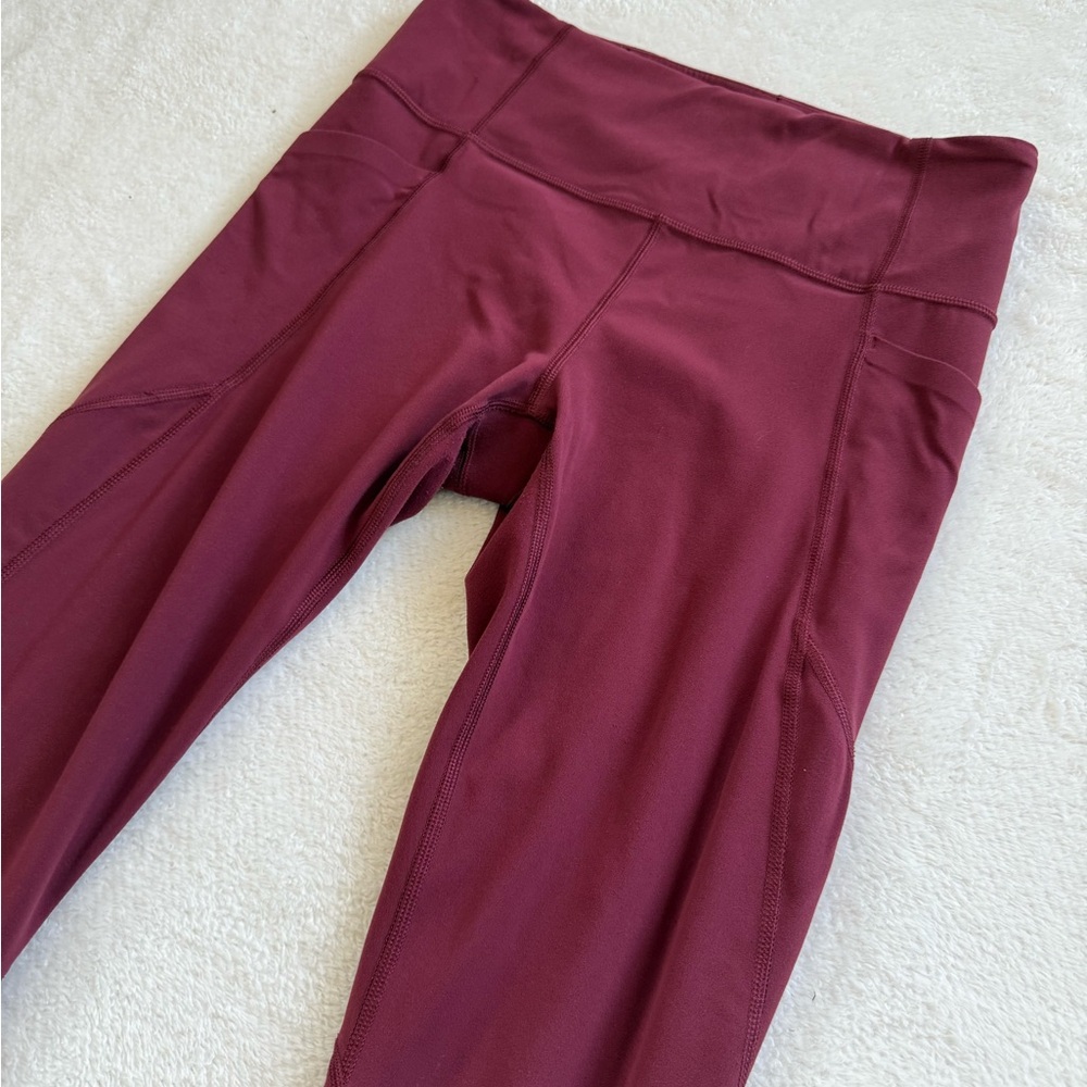 Athleta Saturation Stash Crop Maroon Red Leggings With Pockets Women’s Medium